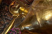 Bangkok Wat Pho, the Reclining Buddha, a 45 metres long gilded statue. 